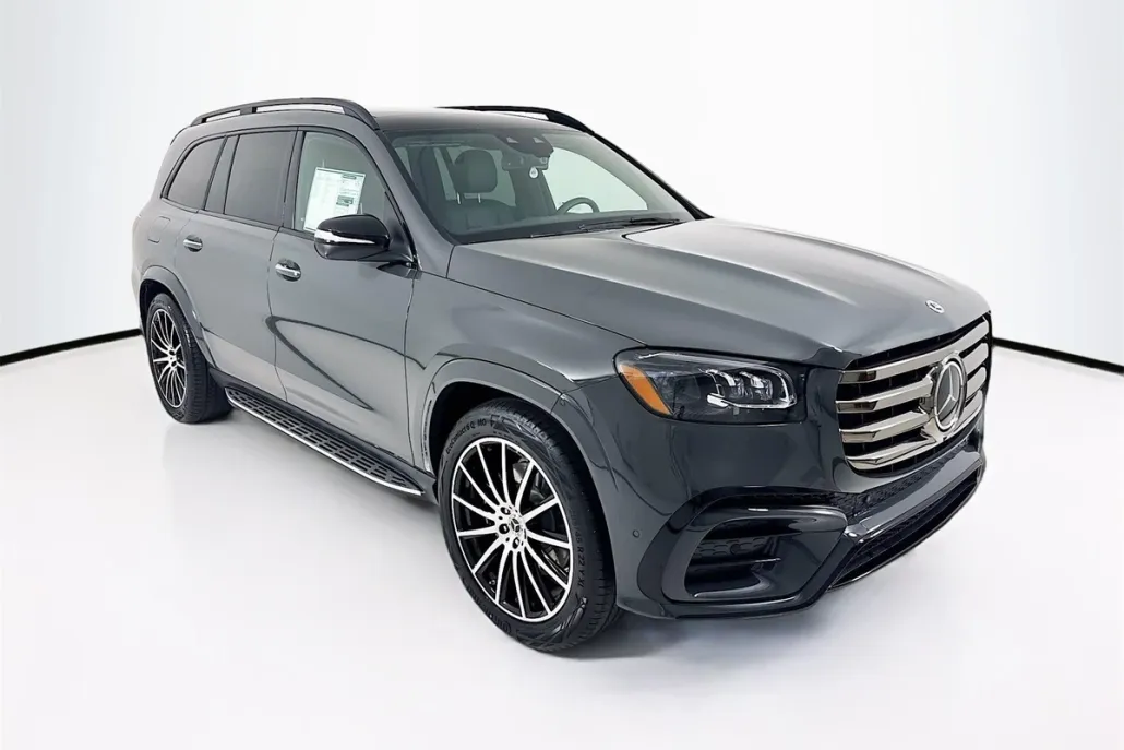 2025 Mercedes Benz GLS 450 4MATIC photo 1