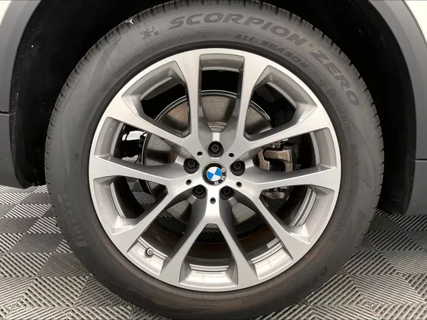 2024 Bmw X5 xDrive40i photo 1