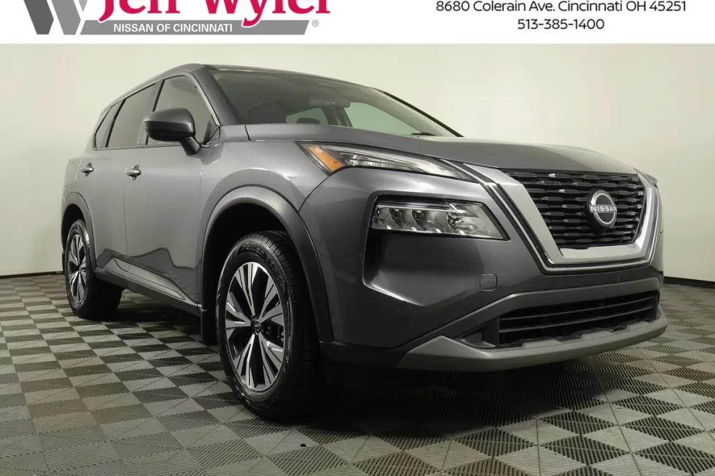 2023 Nissan Rogue SV photo 1