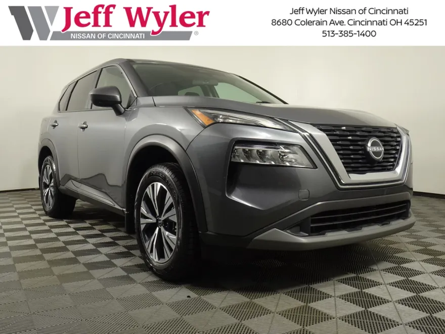 2023 Nissan Rogue SV photo 1