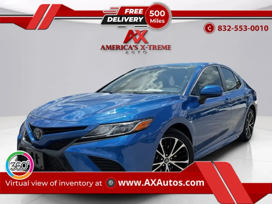 2019 Toyota Camry SE photo 1