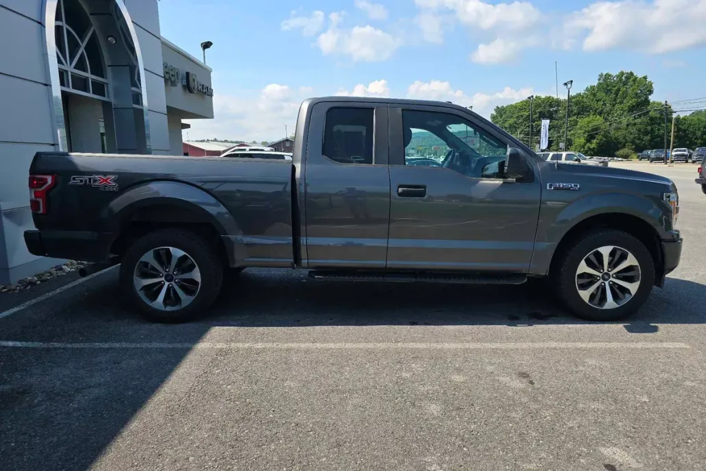 2019 Ford F-150 XL photo 1