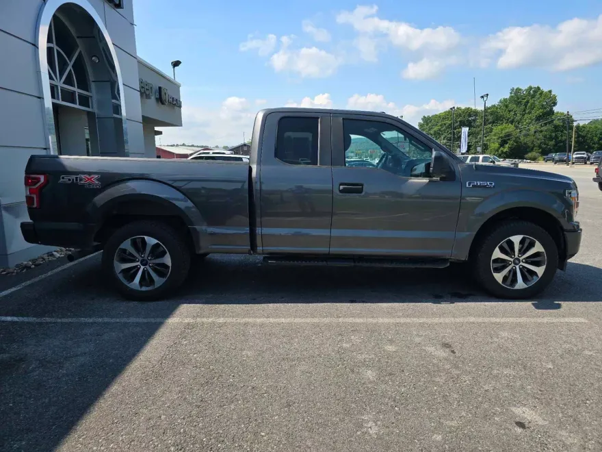 2019 Ford F-150 XL photo 1
