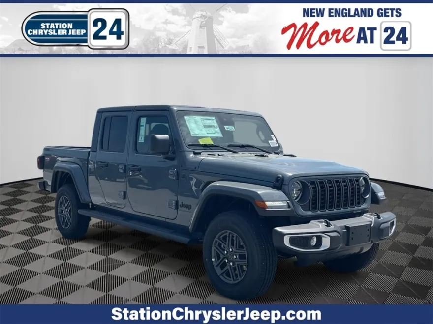 2025 Jeep Gladiator Sport S photo 1
