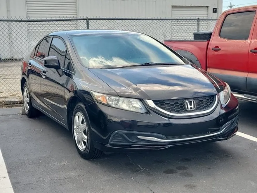 2013 Honda Civic LX photo 1
