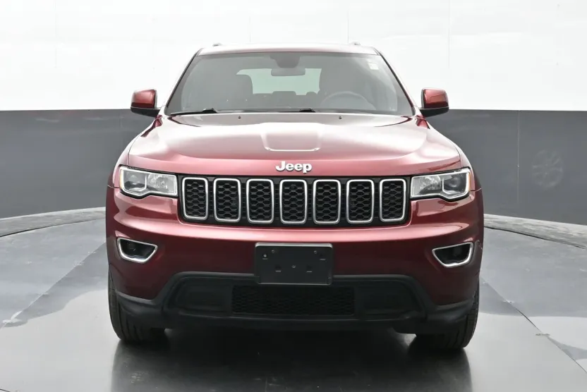 2018 Jeep Grand Cherokee Laredo photo 1