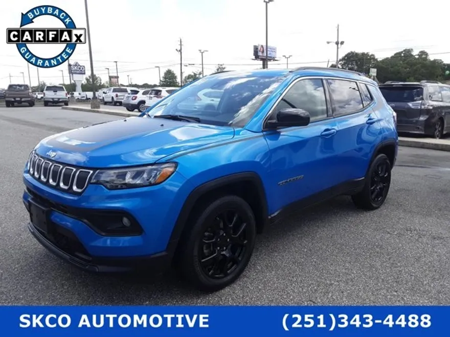 2022 Jeep Compass Latitude Lux photo 1