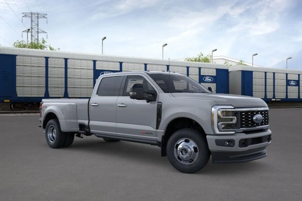 2026 Ford F-350 photo 1