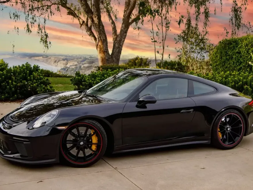 2019 Porsche 911 GT3 Touring photo 1