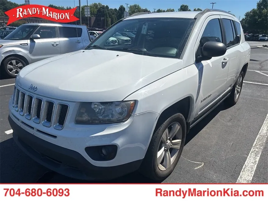 2014 Jeep Compass Sport photo 1
