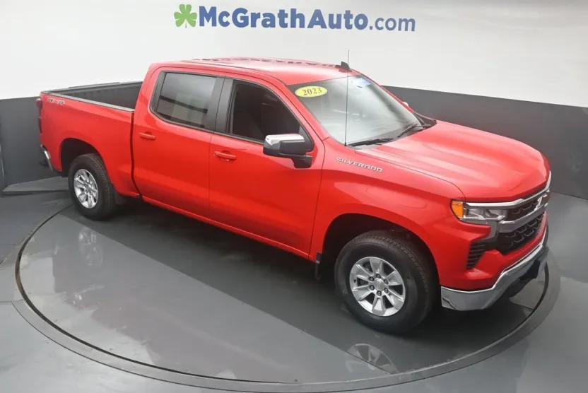 2023 Chevrolet Silverado 1500 LT photo 1