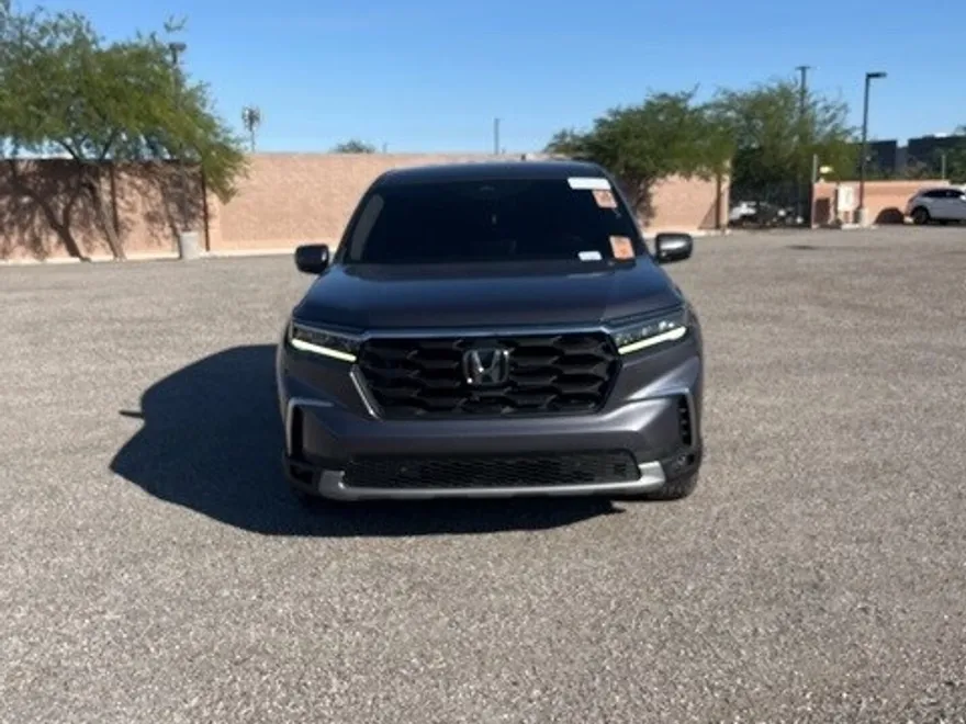 2023 Honda Pilot EX-L photo 1