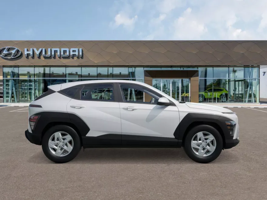 2026 Hyundai Kona SE photo 1