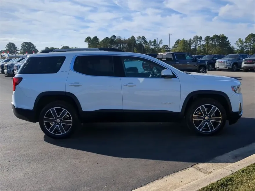 2023 Gmc Acadia SLT photo 1