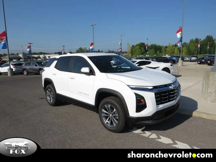 2026 Chevrolet Equinox LT photo 1
