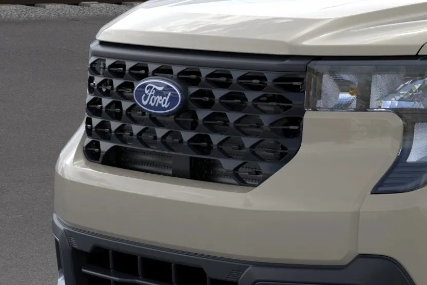 2025 Ford Maverick XLT photo 1