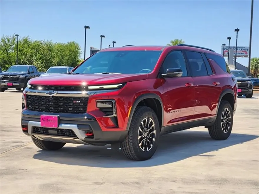 2026 Chevrolet Traverse Z71 photo 1
