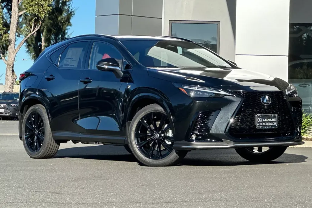 2026 Lexus NX 450h+ F SPORT Handling AWD photo 1