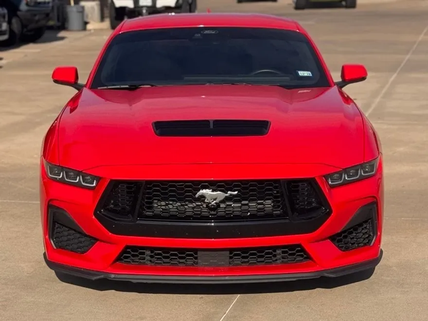 2024 Ford Mustang GT Premium photo 1