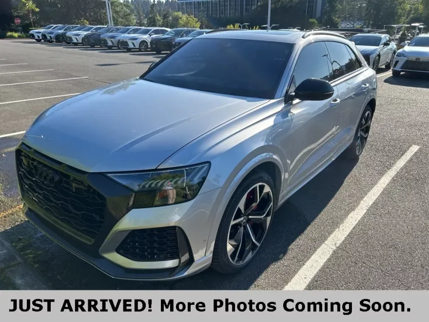 2021 Audi RS Q8 photo 1