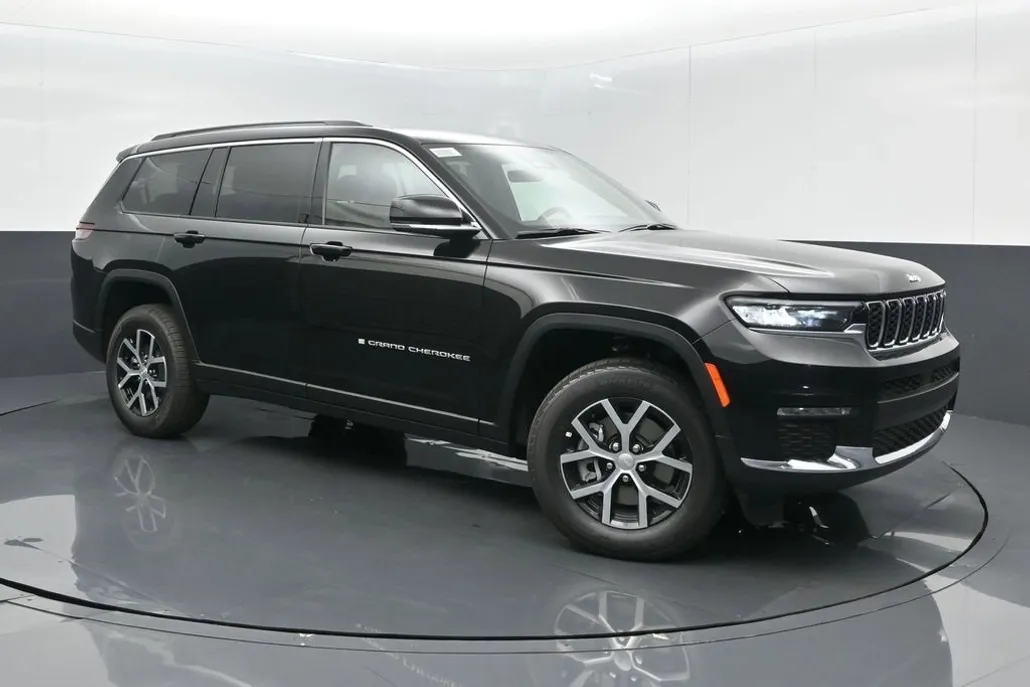 2025 Jeep Grand Cherokee Limited photo 1