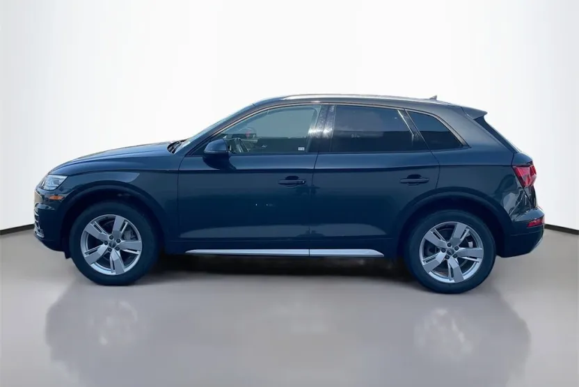 2018 Audi Q5 Premium photo 1