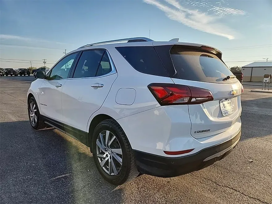 2023 Chevrolet Equinox Premier photo 1