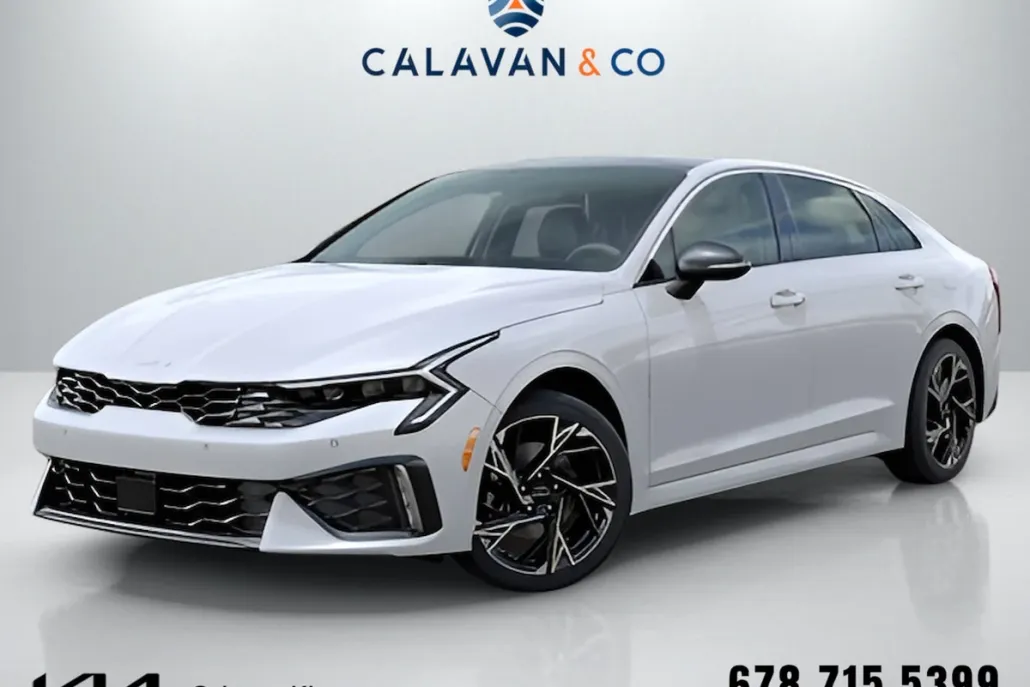 2025 Kia K5 GT-Line photo 1