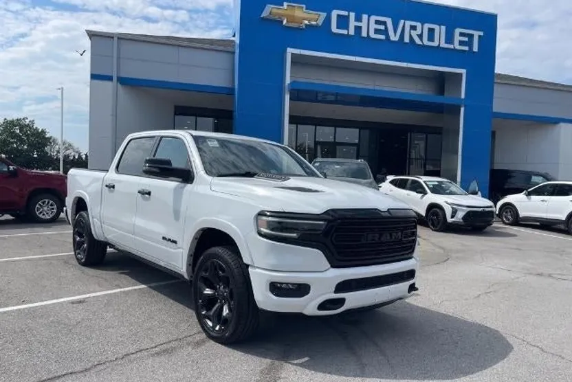 2023 Ram 1500 Limited photo 1