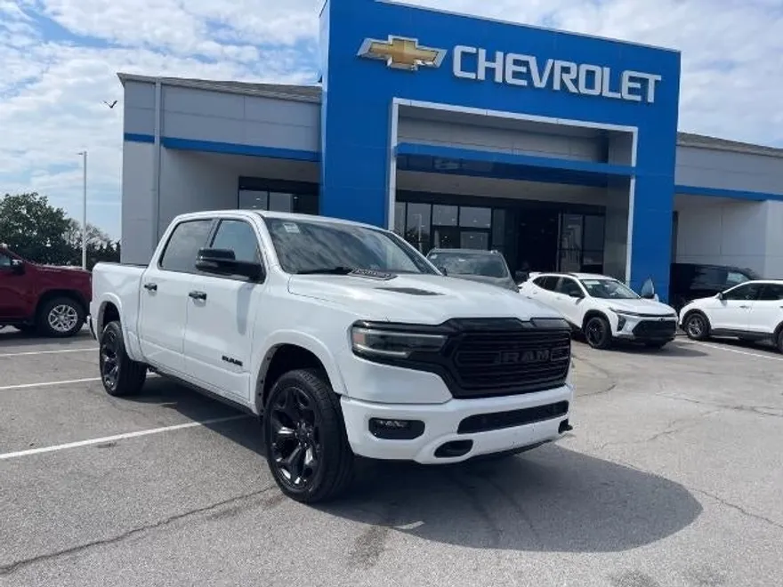 2023 Ram 1500 Limited photo 1