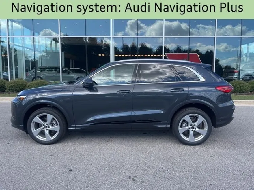 2025 Audi Q5 2.0T Premium Plus photo 1