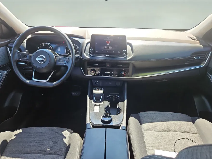 2023 Nissan Rogue SV photo 1