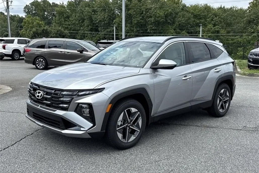 2026 Hyundai Tucson SEL photo 1