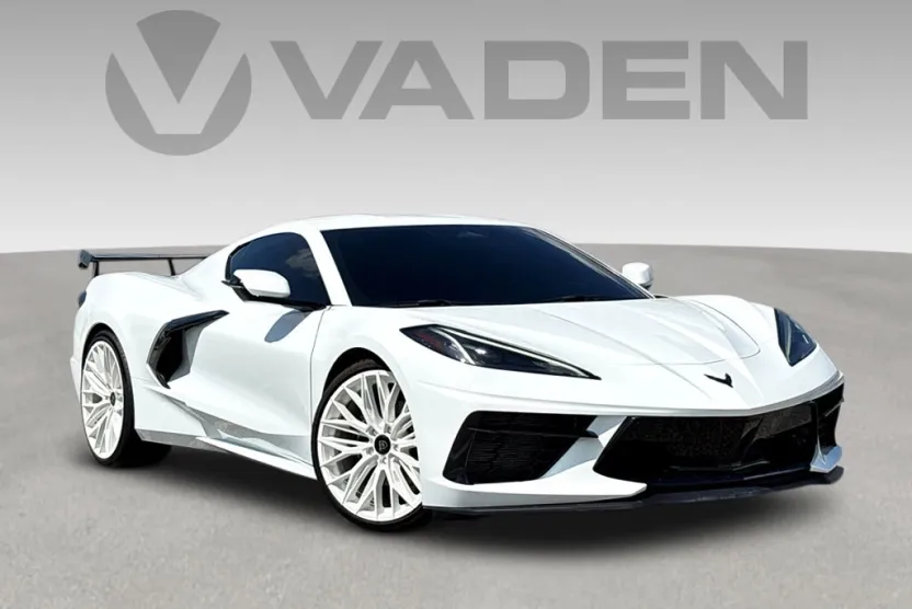 2024 Chevrolet Corvette Stingray 1LT photo 1