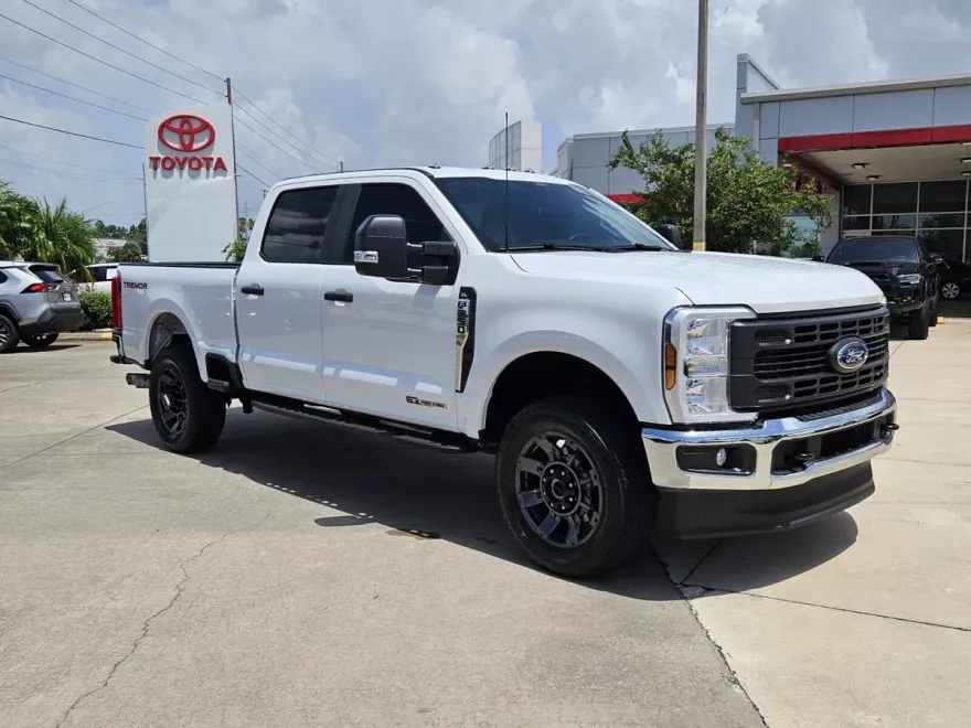 2024 Ford F-350 XL photo 1