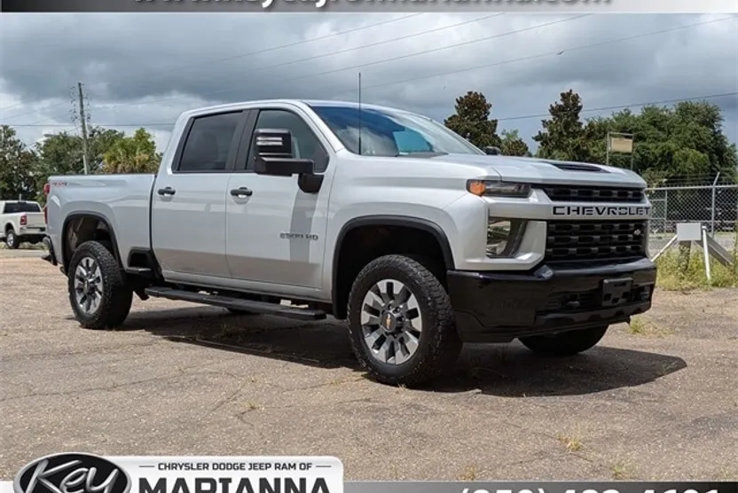 2023 Chevrolet Silverado 2500HD Custom photo 1