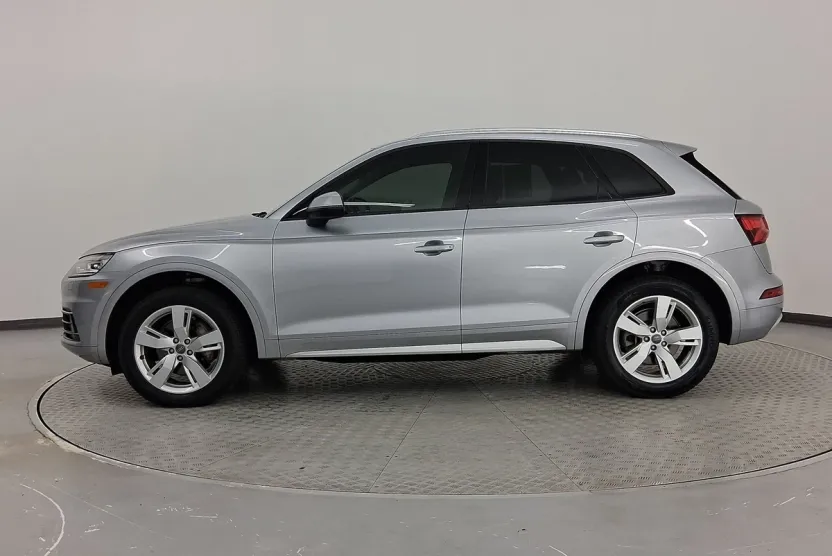 2018 Audi Q5 Premium photo 1