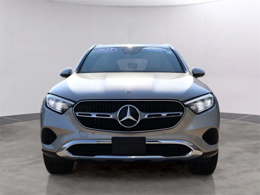 2023 Mercedes Benz GLC 300 4MATIC photo 1