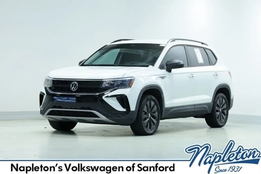 2022 Volkswagen Taos S photo 1