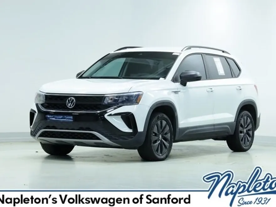 2022 Volkswagen Taos S photo 1