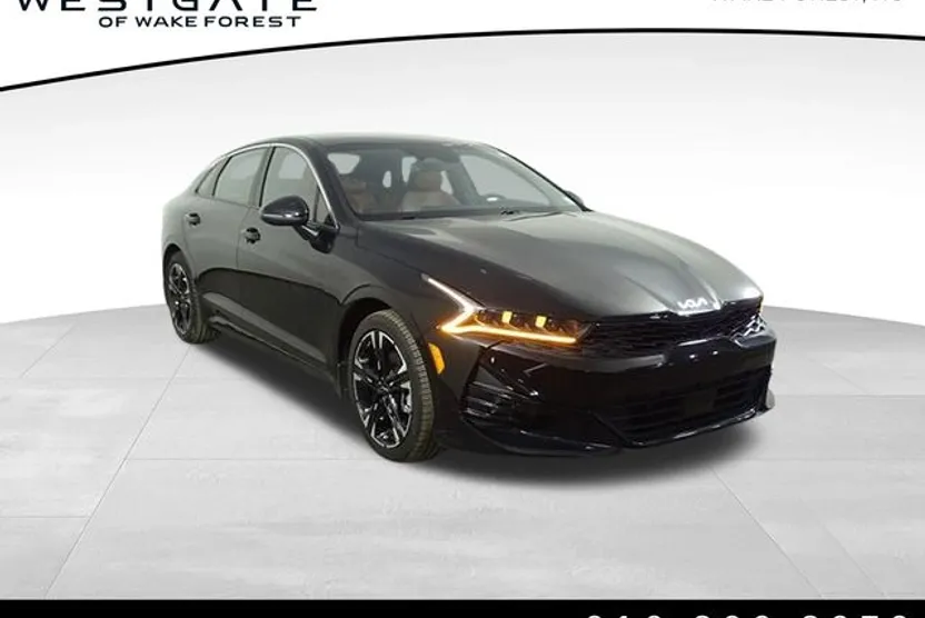 2023 Kia K5 GT-Line photo 1