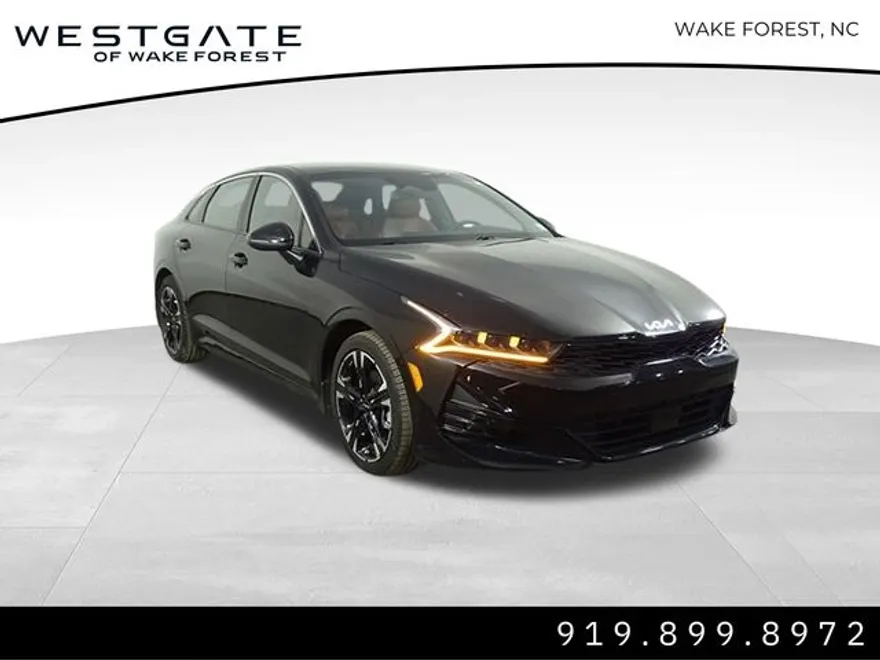 2023 Kia K5 GT-Line photo 1