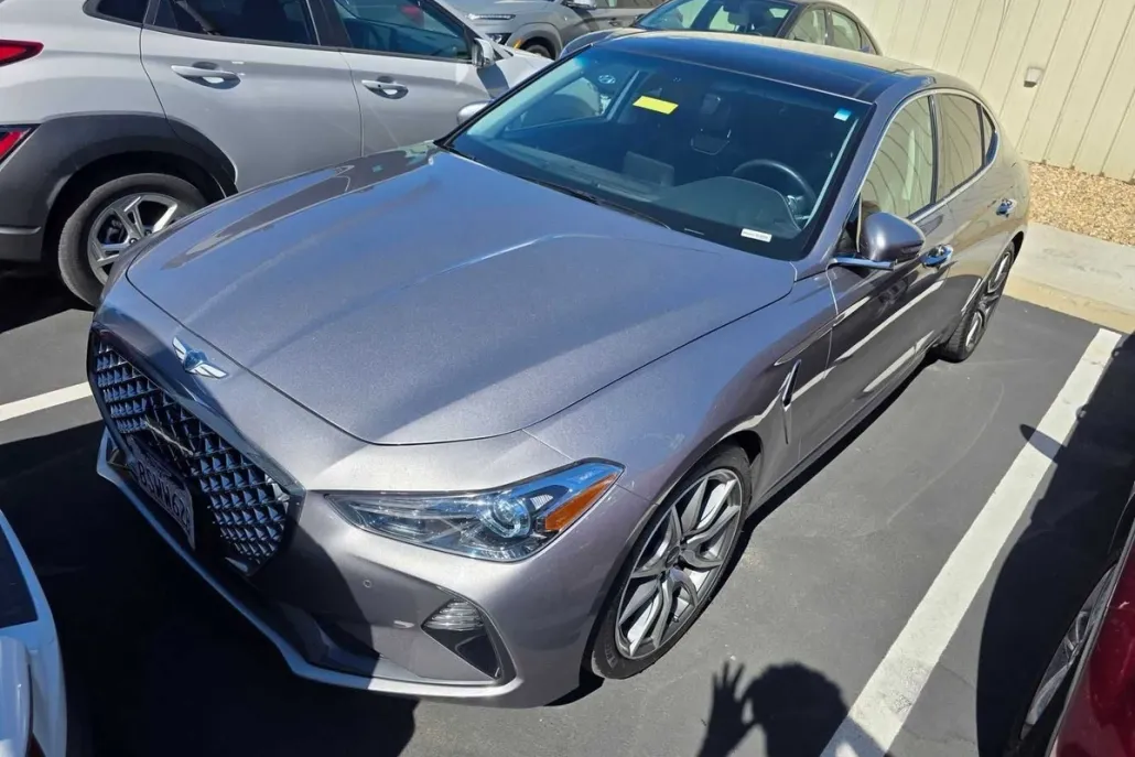 2021 Genesis G70 3.3T photo 1