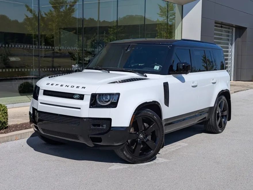 2025 Land Rover Defender 110 X-Dynamic SE photo 1