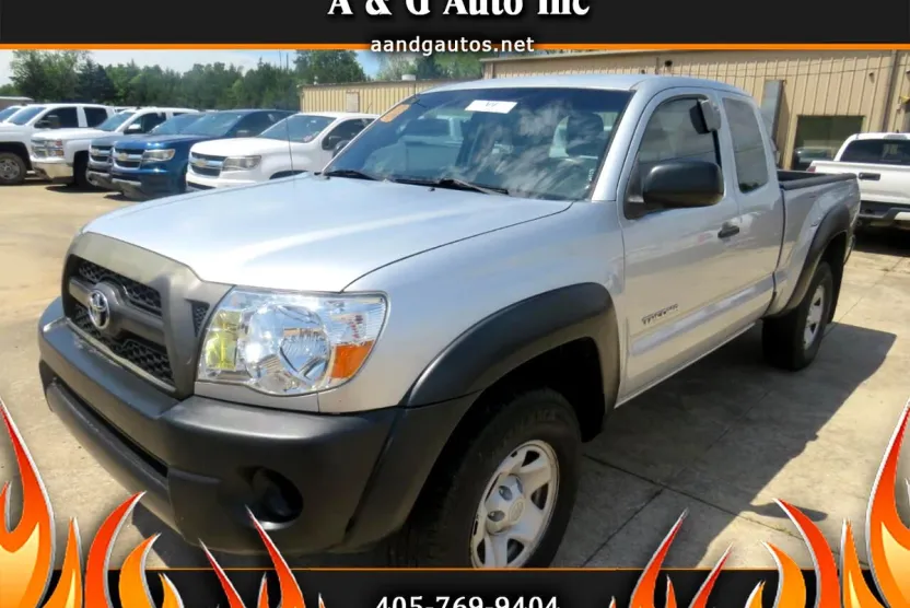 2011 Toyota Tacoma PreRunner Access Cab V6 photo 1