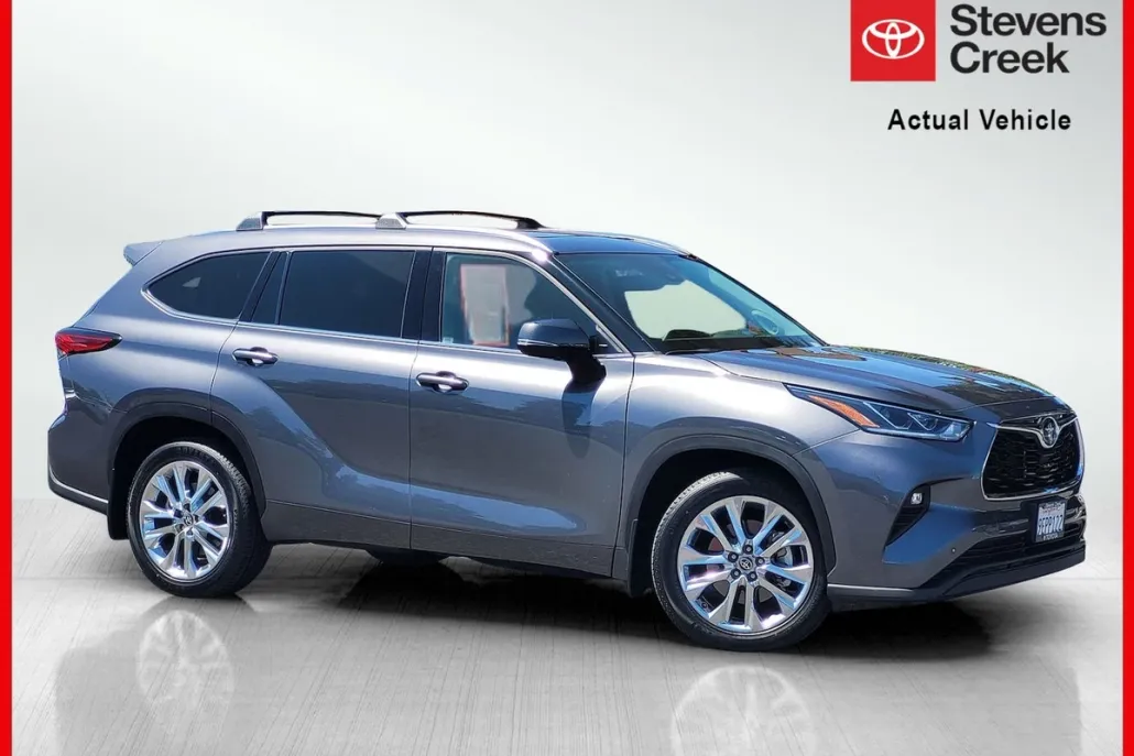 2023 Toyota Highlander Limited photo 1