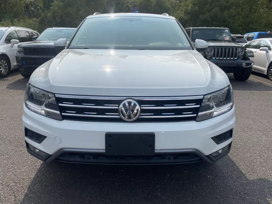 2019 Volkswagen Tiguan SEL photo 1