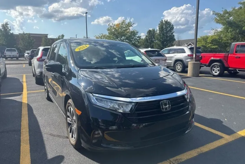 2024 Honda Odyssey EX-L photo 1