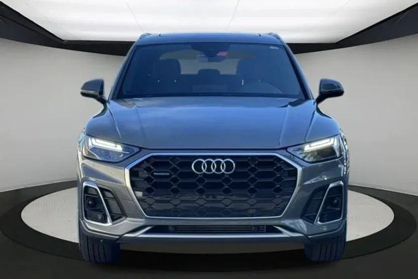 2023 Audi Q5 45 S line Premium photo 1
