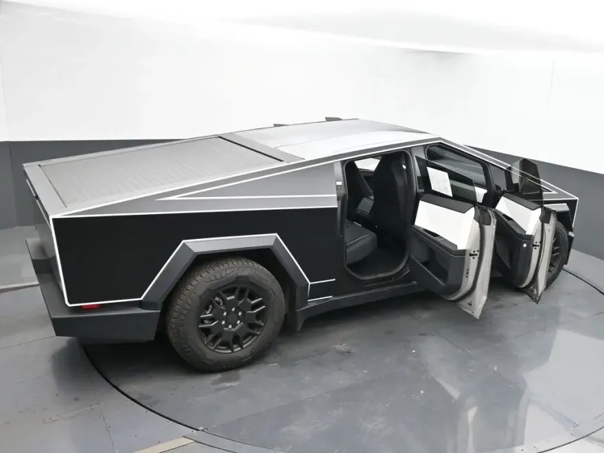 2024 Tesla Cybertruck Cyberbeast photo 52